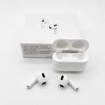 p4.1 Apple AirPods 3